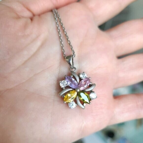 Vintage Boho Sterling Silver Multi Coloured Crystal Stone Flower Necklace - Picture 15 of 15